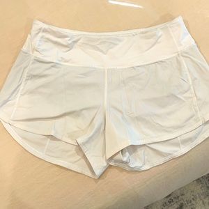 LuLu white shorts